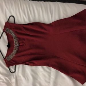 Burgundy dressy tank top small